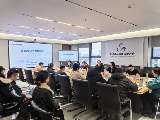 fdf23e1bea6a4caa6c0240c114ff02f4